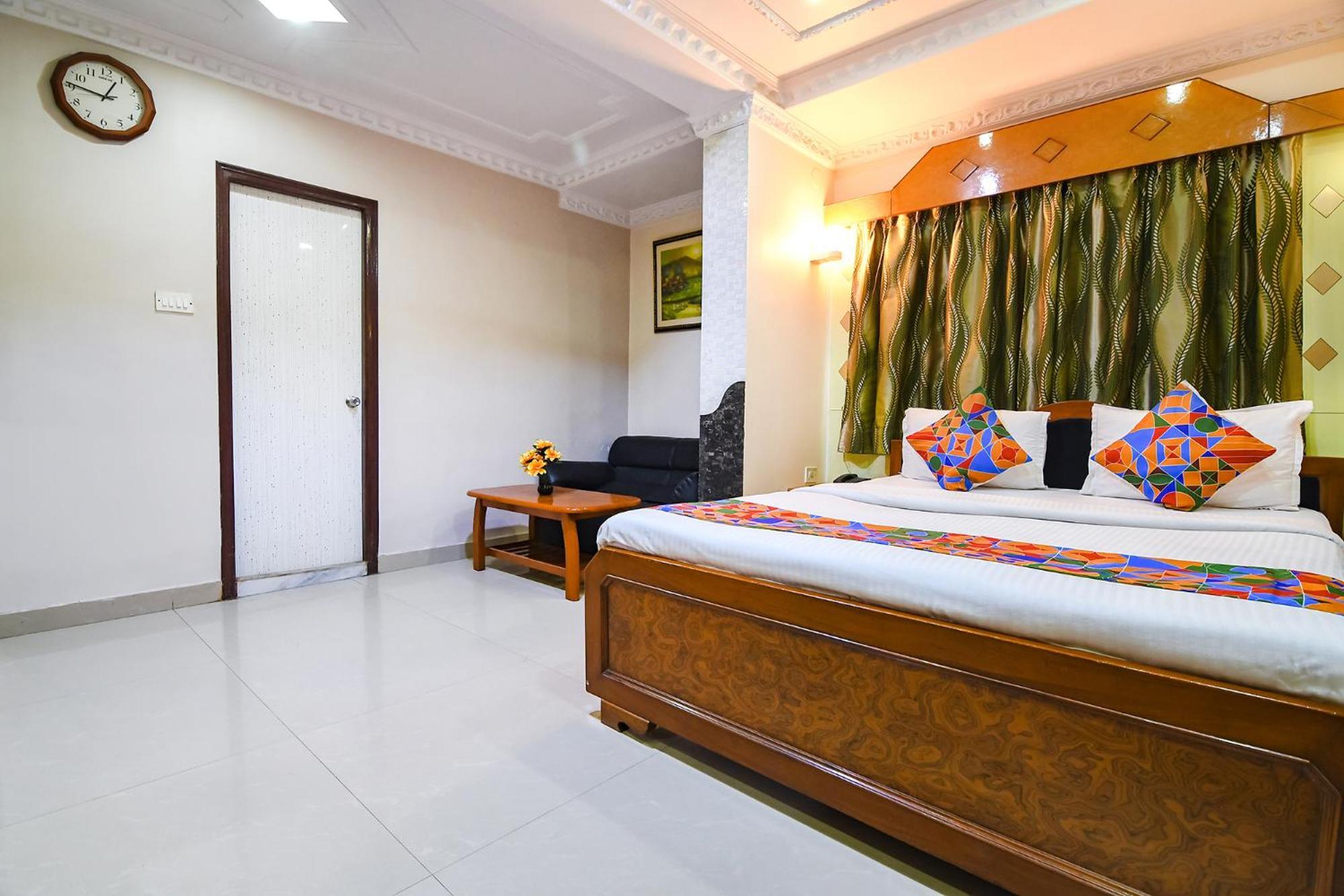 Fabexpress Wild Orchid - 800M From Medica Superspecialty Hospital Hotel Kolkata Exterior photo